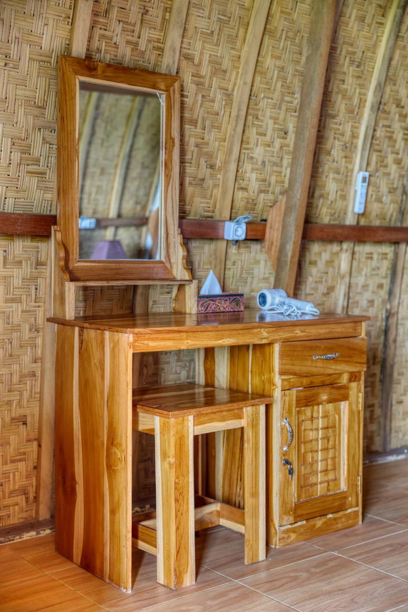 Batumadeg D Sebuluh Bungalow מראה חיצוני תמונה
